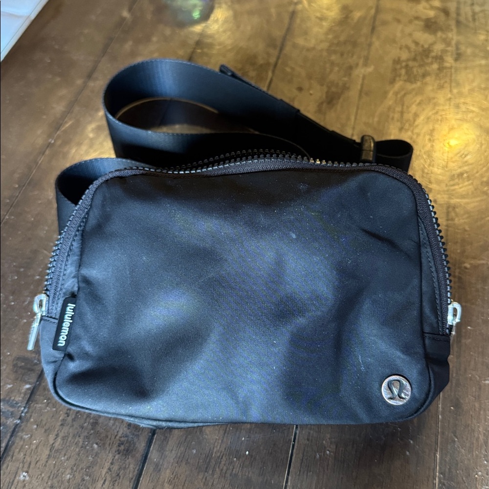 lululemon athletica Black Belt Bag - Large 2L
